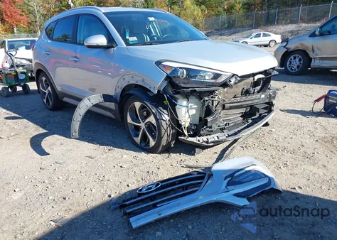 2017 Hyundai Tucson Sport z USA, uszkodzony, nr VIN KM8J3CA2XHU391669